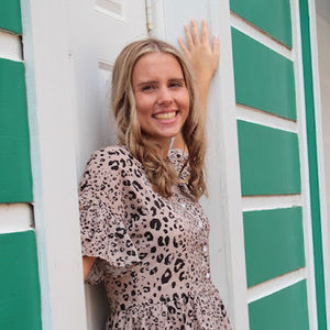 Meet your Posher, Hannah